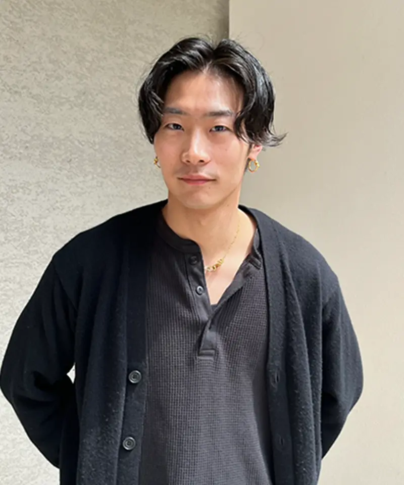 スタイリスト　関　海斗